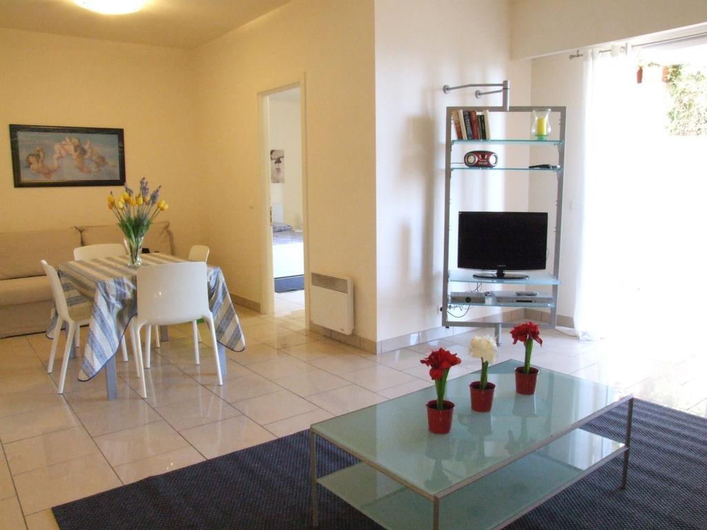 Appartement Au Chateau Vallaya Menton Eksteriør bilde
