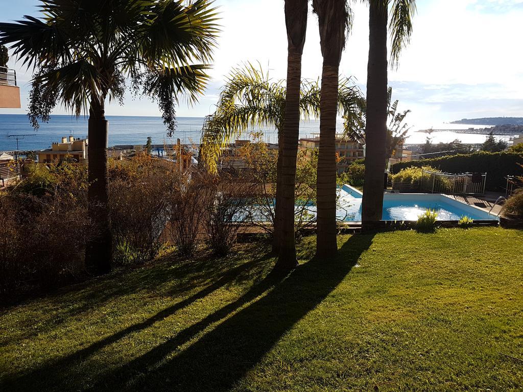 Appartement Au Chateau Vallaya Menton Eksteriør bilde