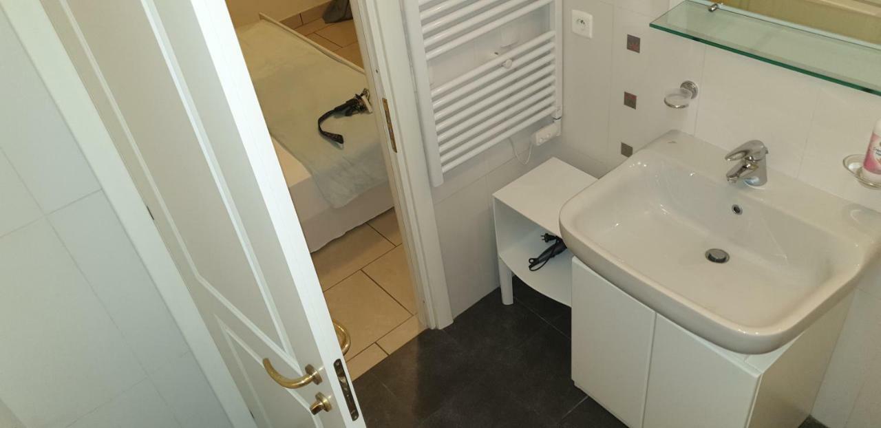 Appartement Au Chateau Vallaya Menton Eksteriør bilde